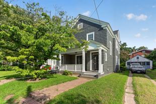 61st St, 318 - Photo 1 of 1