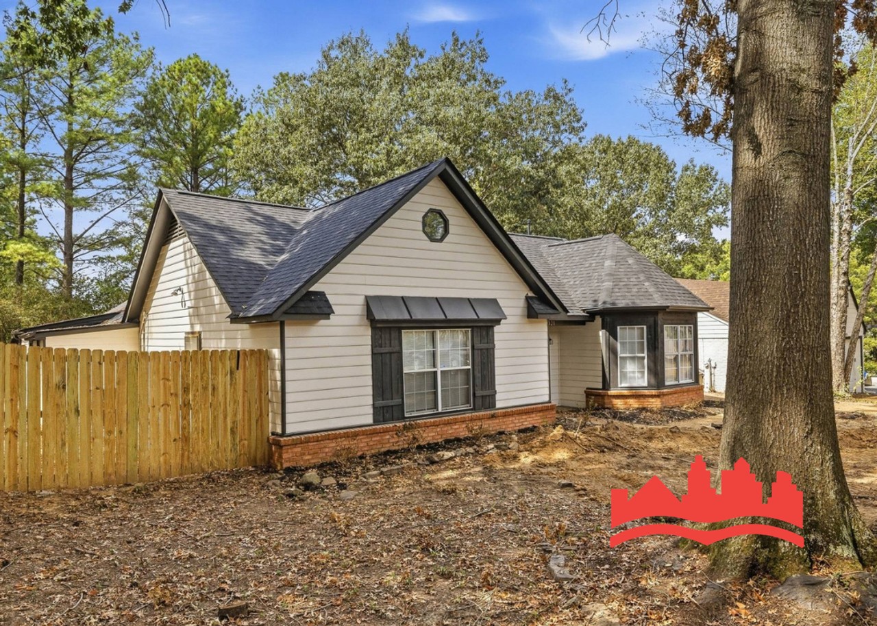 7021 Gleneagles Dr - Photo 3 of 50