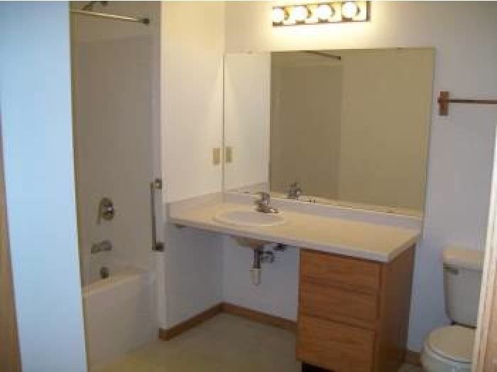 4702 Siggelkow Road - Photo 4 of 15