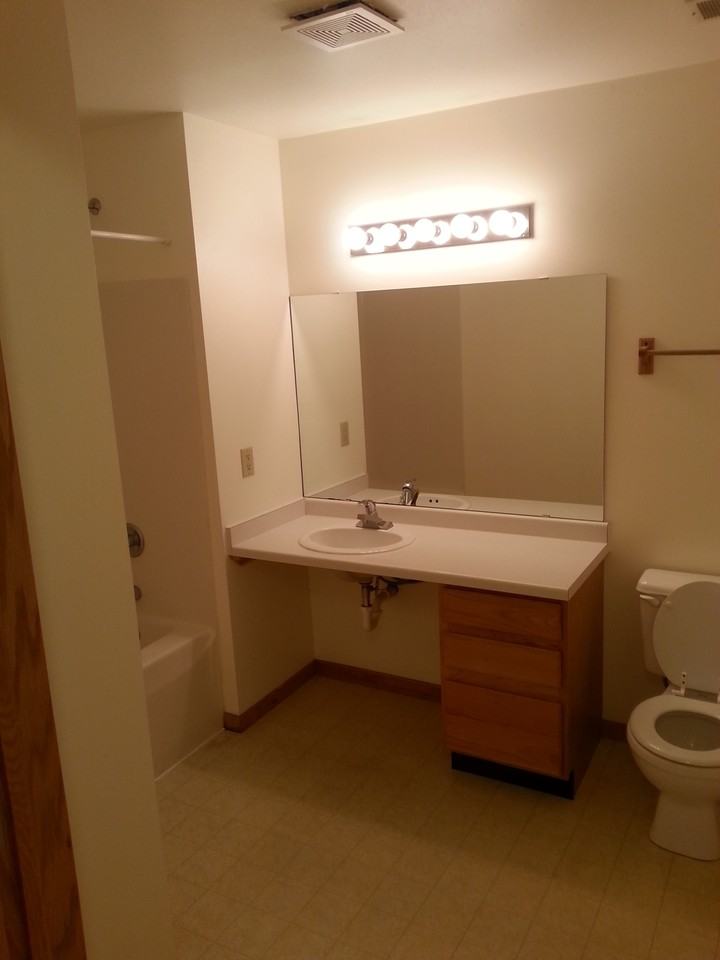4702 Siggelkow Road - Photo 6 of 15