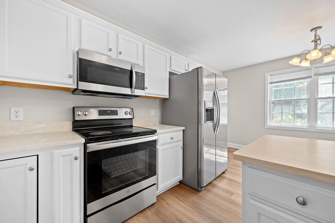 606 Northwynd Cir - Photo 5 of 36
