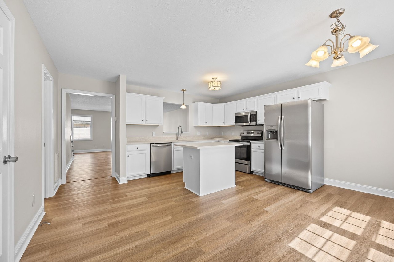 606 Northwynd Cir - Photo 6 of 36