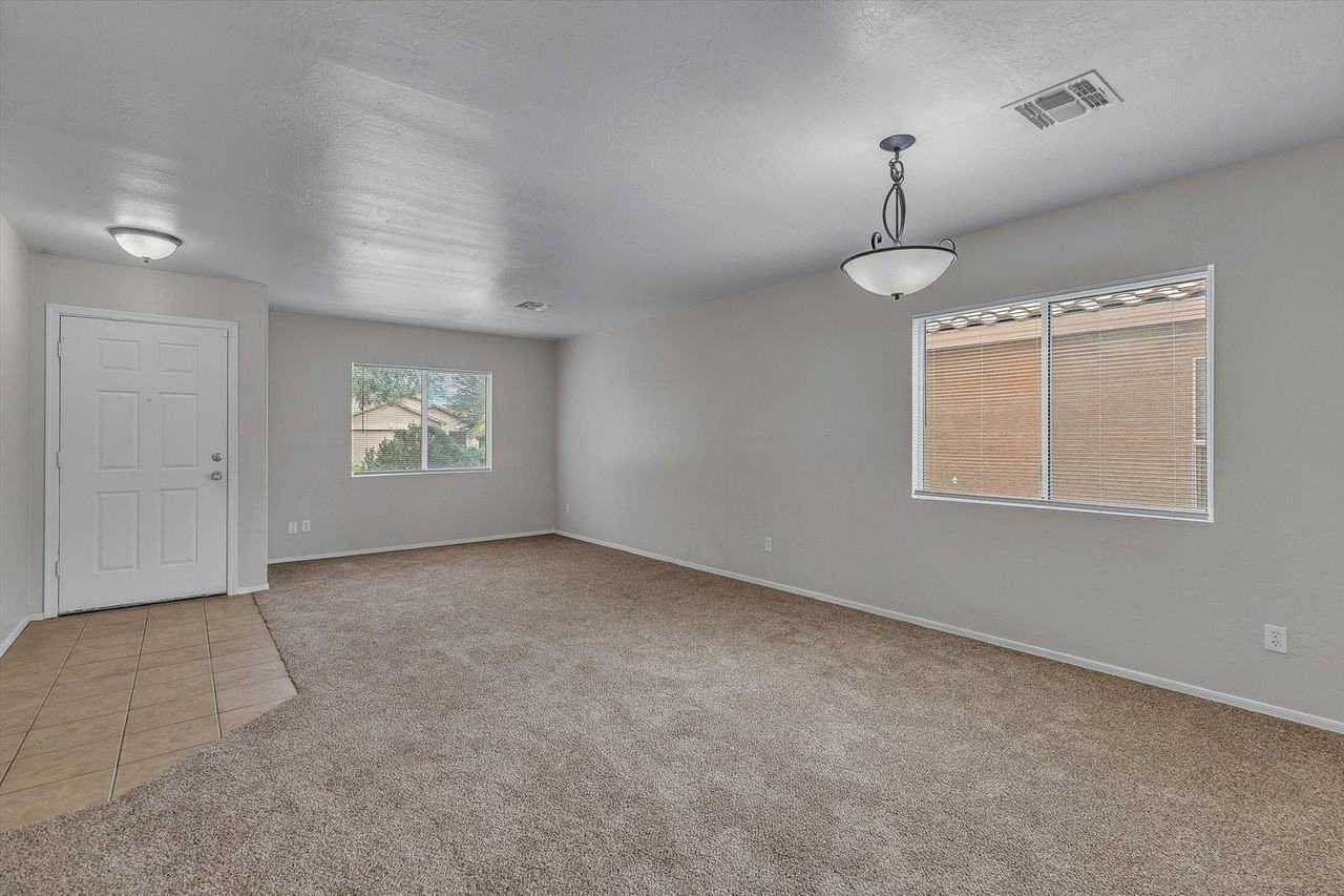 4601 E Sierrita Rd - Photo 6 of 35