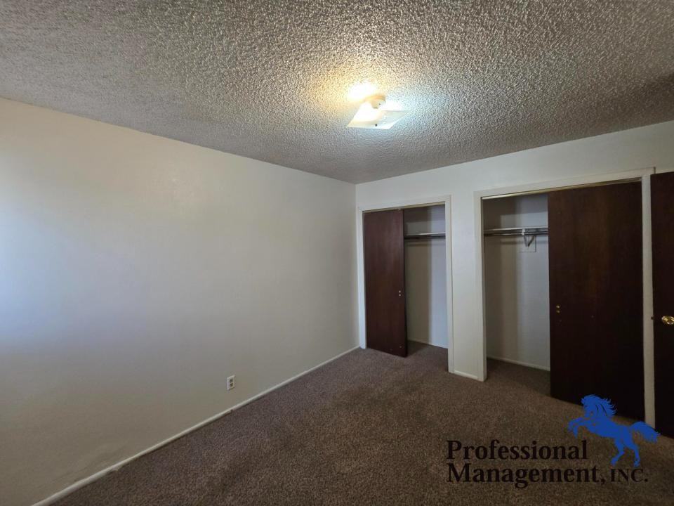 3103 2nd Ave S - Photo 4 of 6
