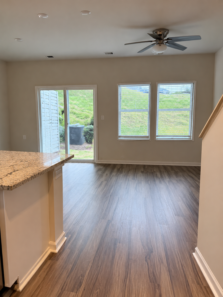 1663 Old Rivers Rd - Photo 5 of 37