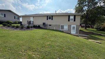 featured image of 1003 Rose Ln