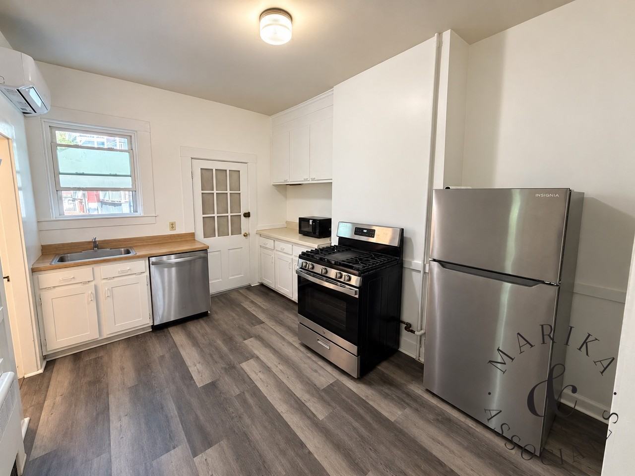 4A Sherman St #1 - Photo 4 of 12