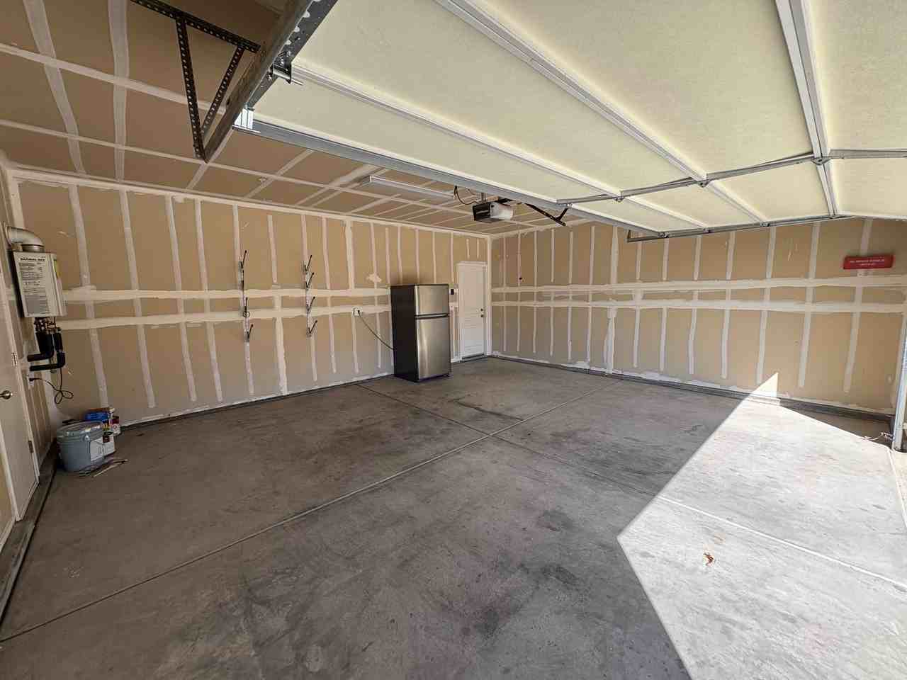 4306 W Lark Ave - Photo 2 of 36