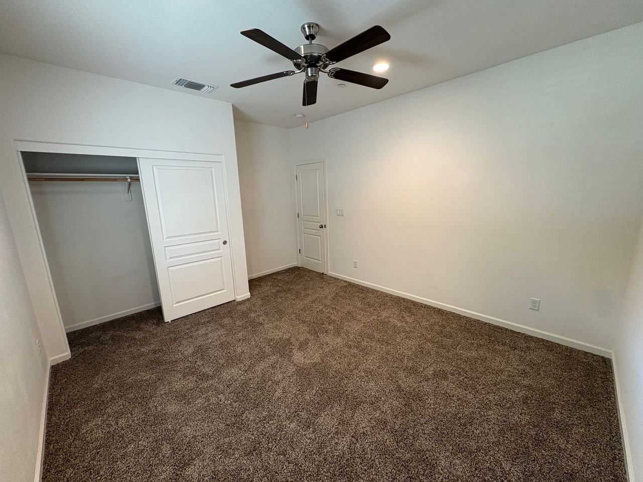 4306 W Lark Ave - Photo 7 of 36