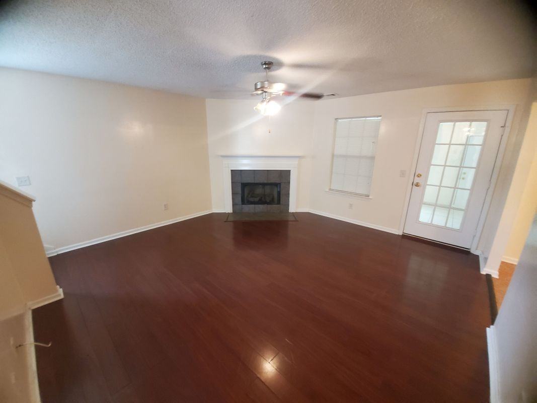 115 Silverton Rd - Photo 3 of 13