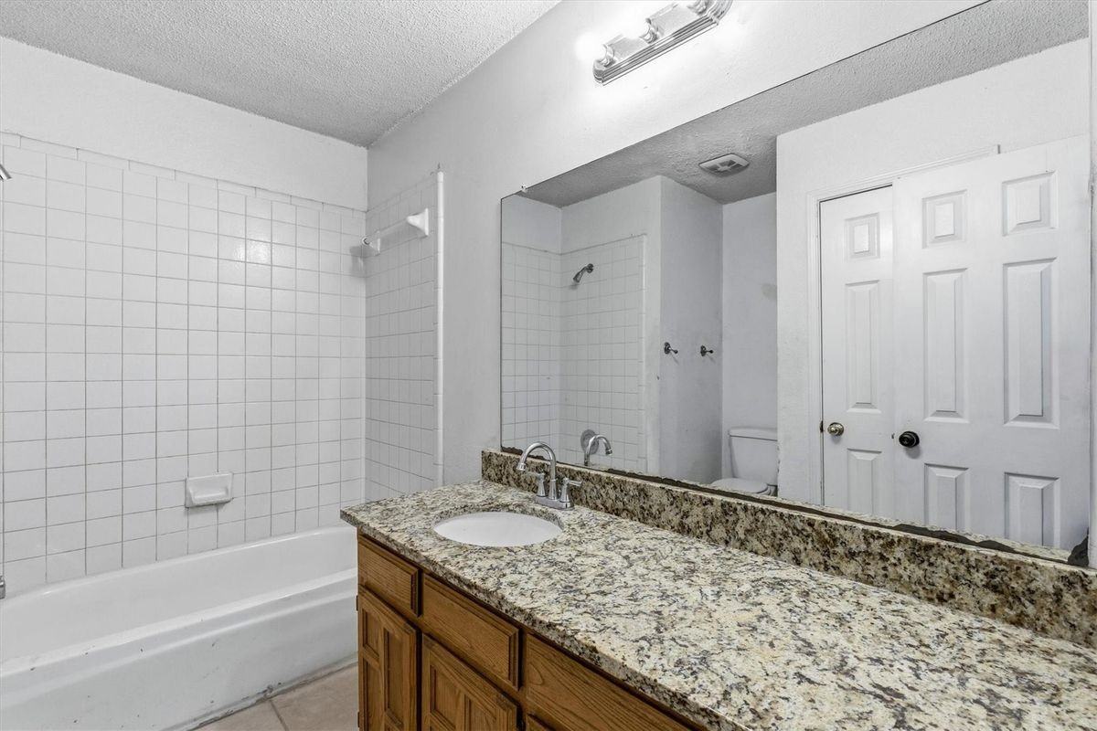 2324 Boardwalk Dr - Photo 3 of 21
