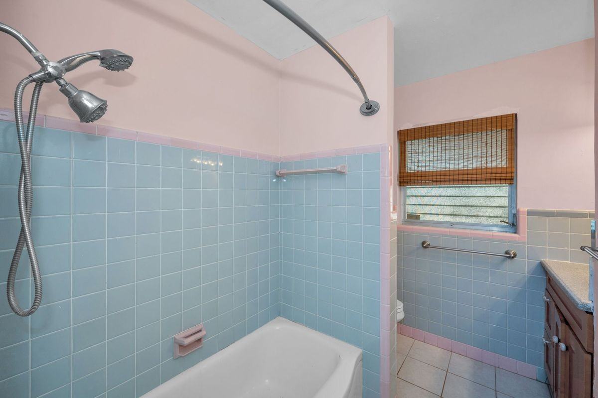 2476 Coronado Way - Photo 5 of 11