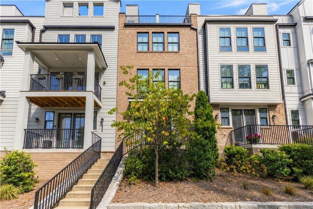 1844 Gotham Ln Ne - Photo 3 of 32