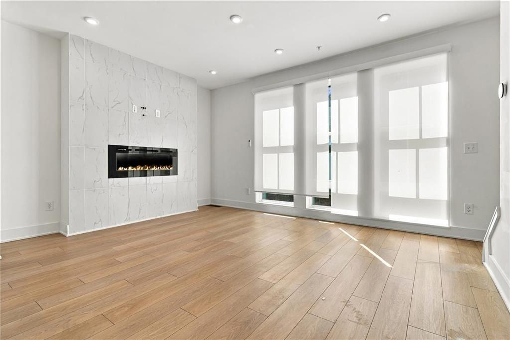 1844 Gotham Ln Ne - Photo 6 of 32