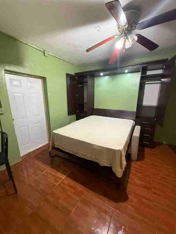 6211 Nw 18th Pl - Photo 4 of 9