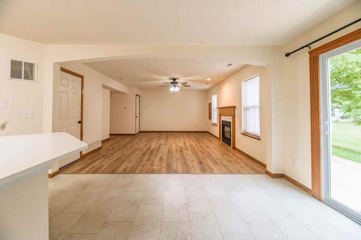 3510 Berkshire Ct - Photo 6 of 16