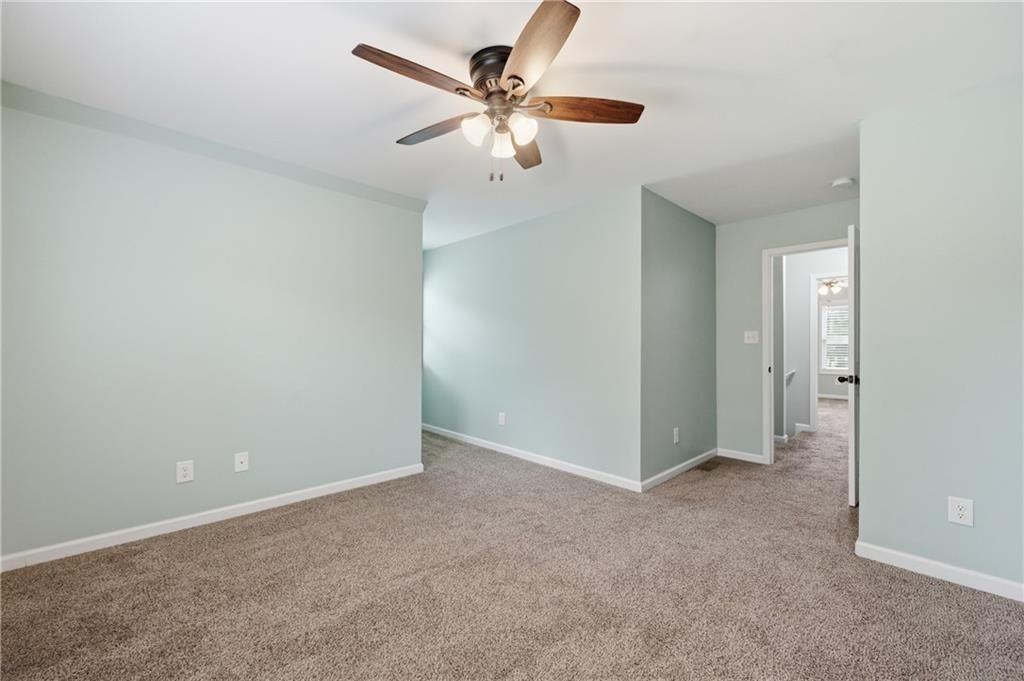 129 Harlan Trce - Photo 7 of 34