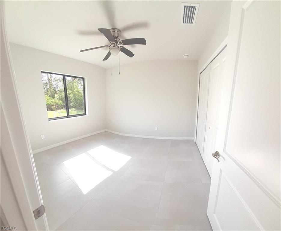 2038 Nw 28th Ave - Photo 7 of 11