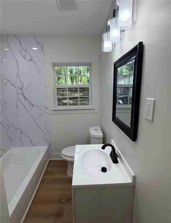 2118 Mulberry St - Photo 5 of 8