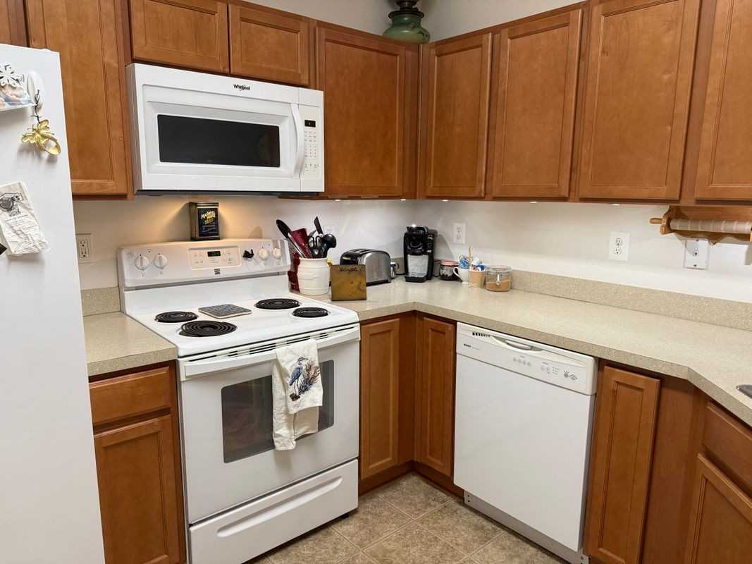 23520 Franklin Delano Roosevelt Boulevard, Unit 104 - Photo 6 of 17