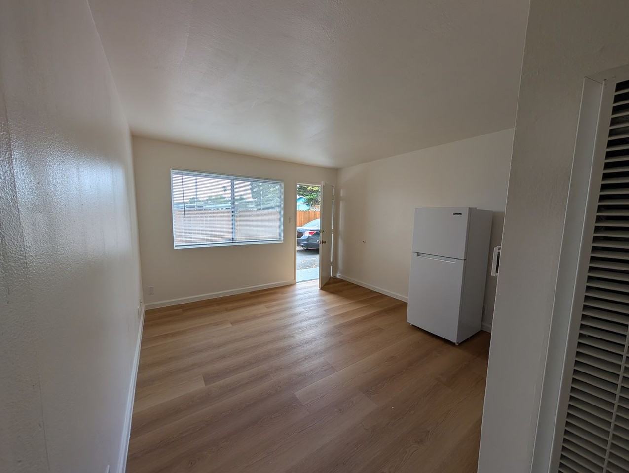 1213 San Pablo Ave #103 - Photo 4 of 9