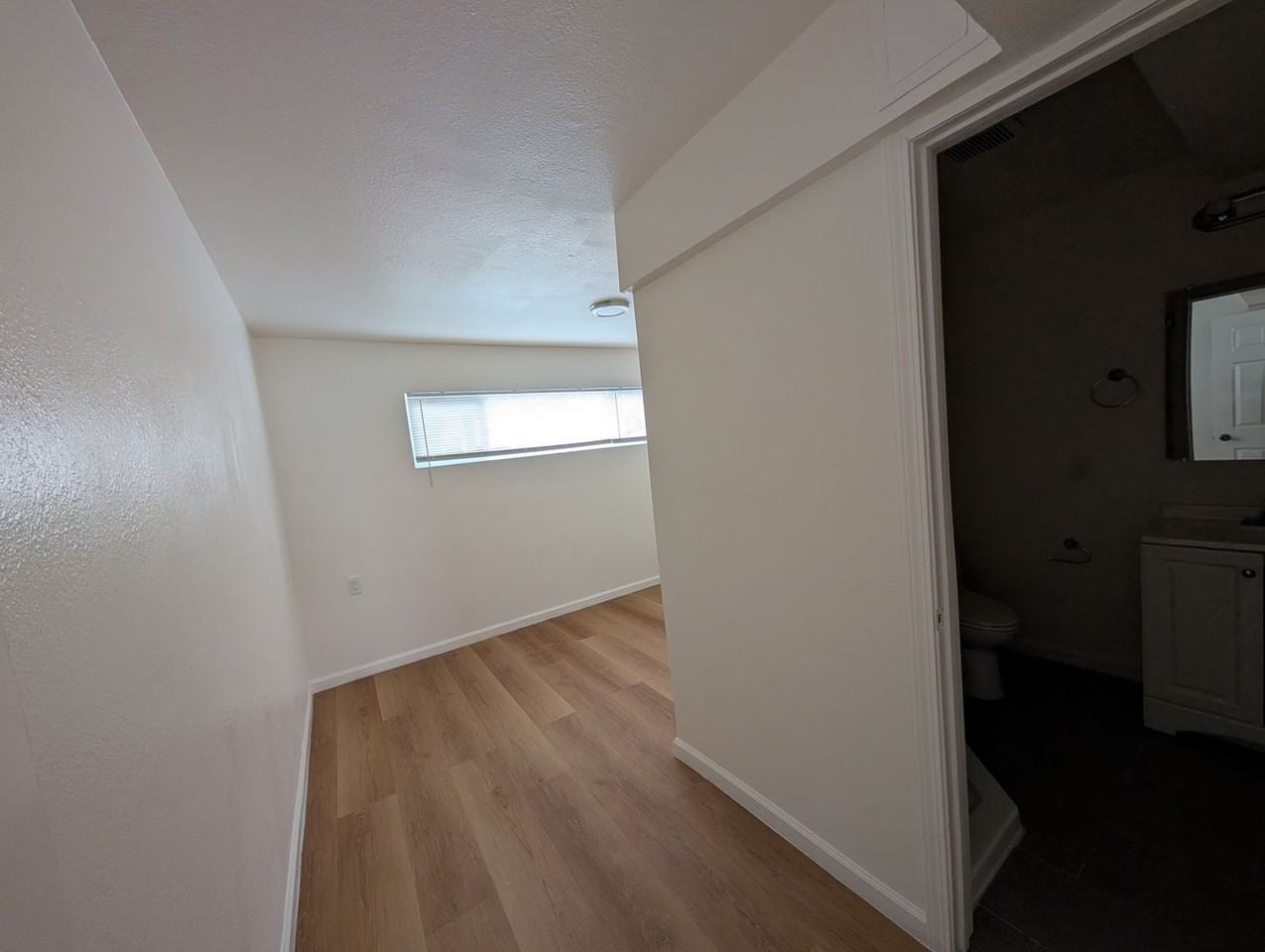 1213 San Pablo Ave #104 - Photo 6 of 8