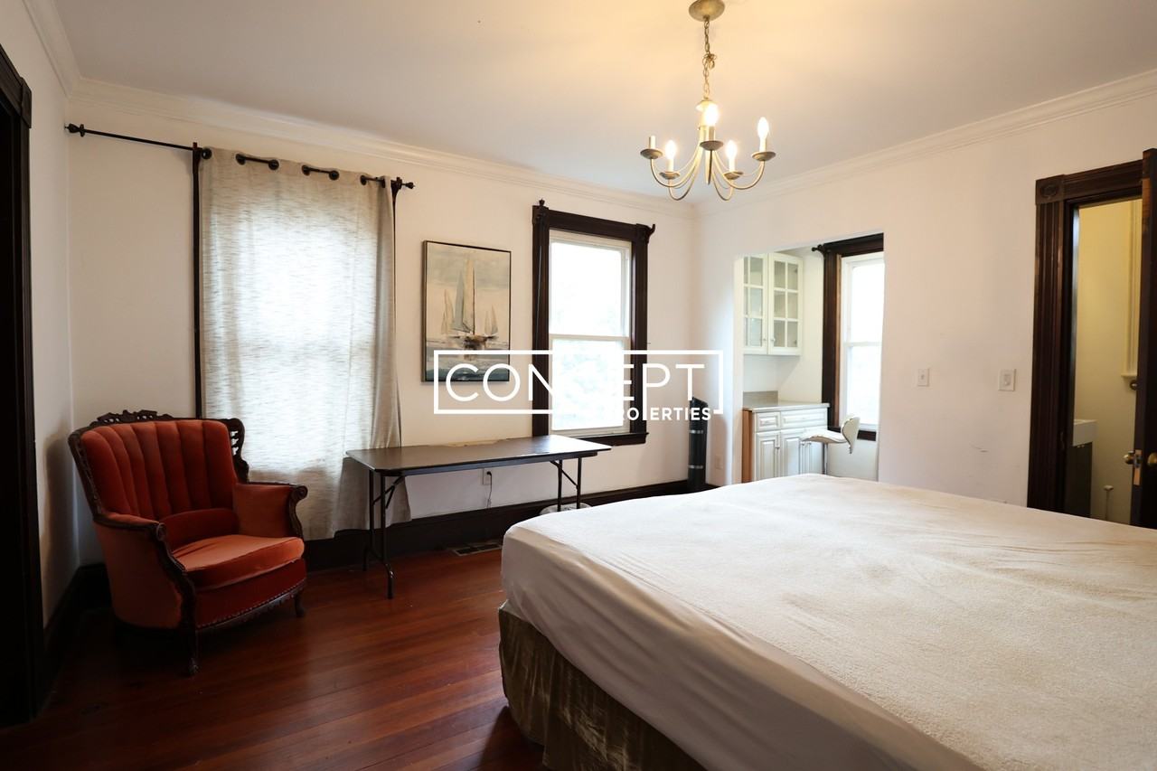 18 Holton St #1 - Photo 4 of 50