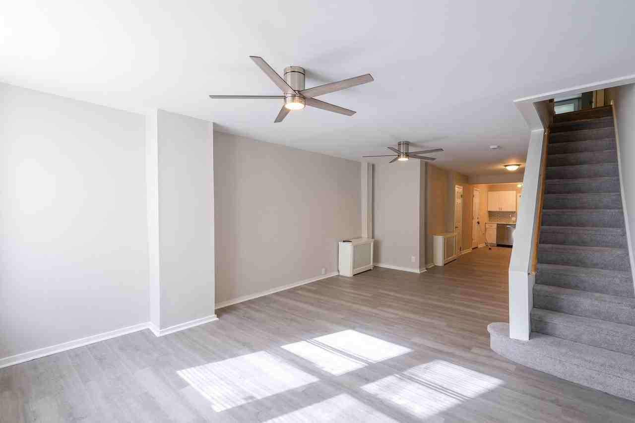 1542 S 27th St - Photo 5 of 25