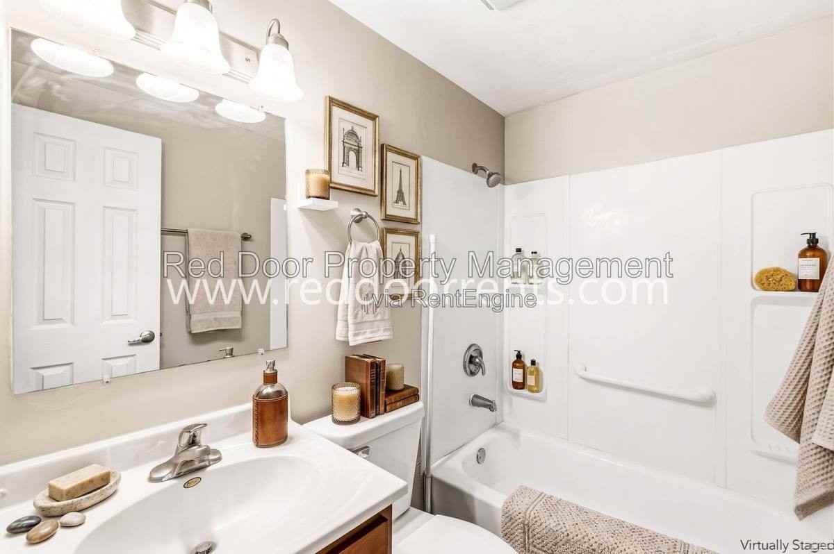 331 1st Ave Nw #5 - Photo 6 of 20