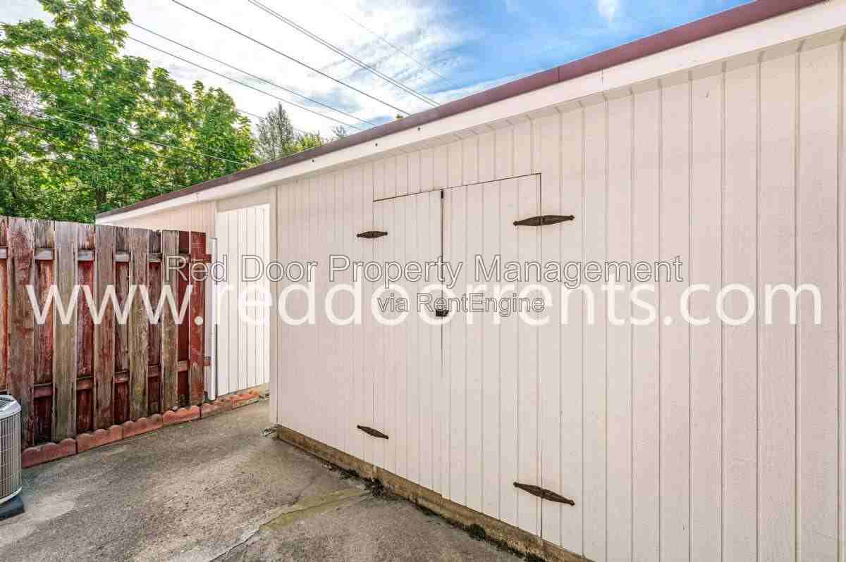 331 1st Ave Nw #5 - Photo 7 of 20