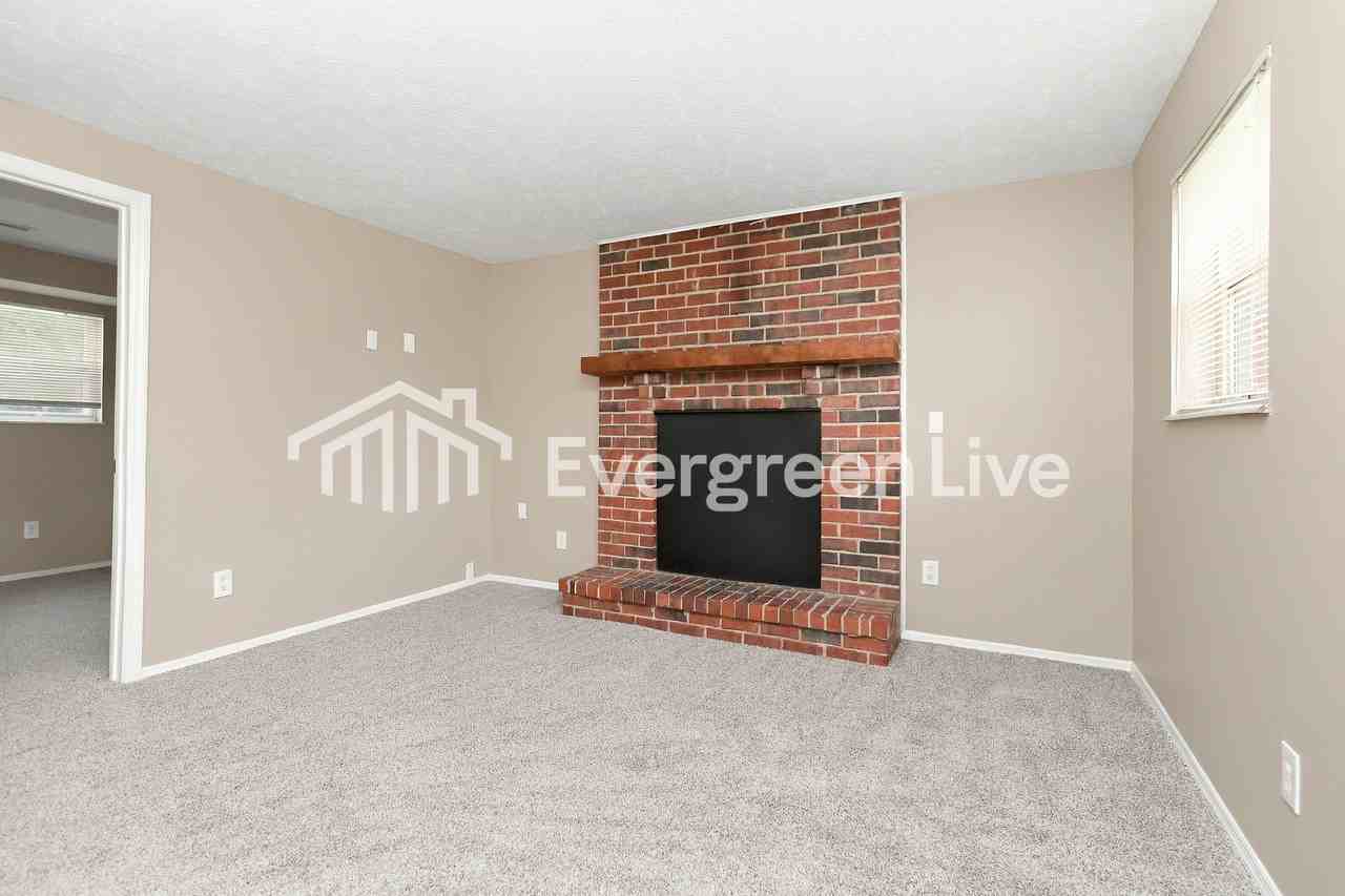 6156 Fireside Dr - Photo 3 of 15