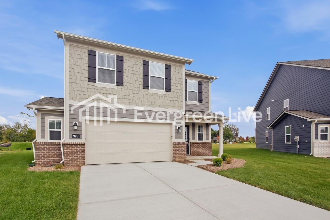 925 Drummond Ct