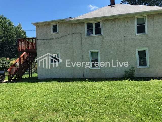 2445 13th Ave E - Photo 4 of 23