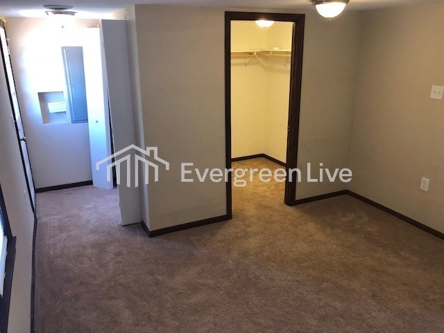 2445 13th Ave E - Photo 5 of 23