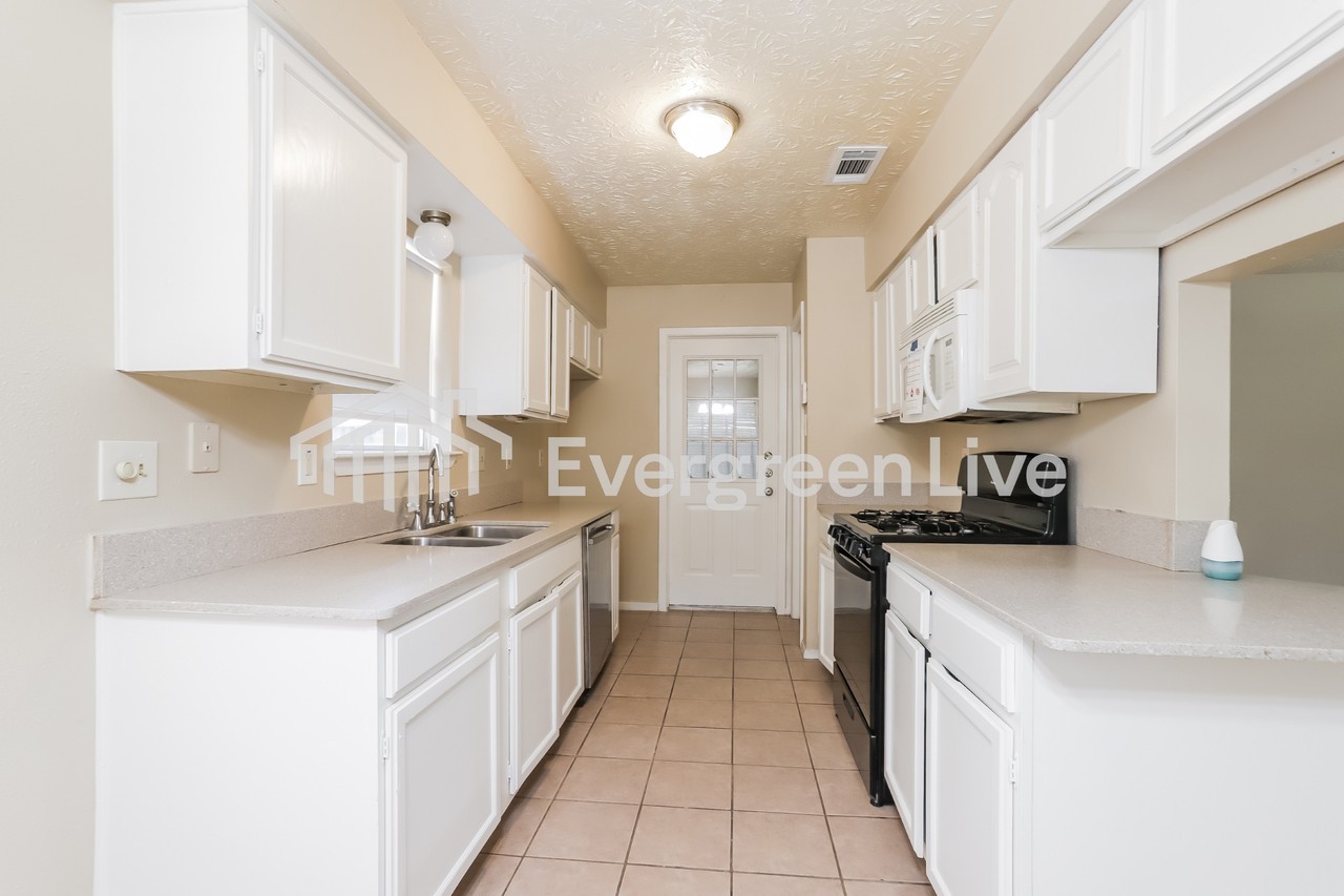 9607 Thistle Trail Dr - Photo 6 of 14