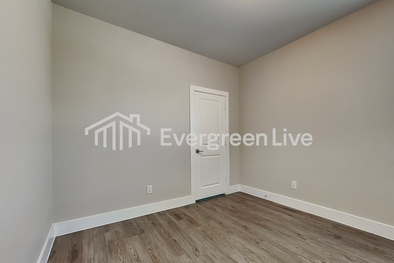 1513 Marvin Gdns - Photo 7 of 20