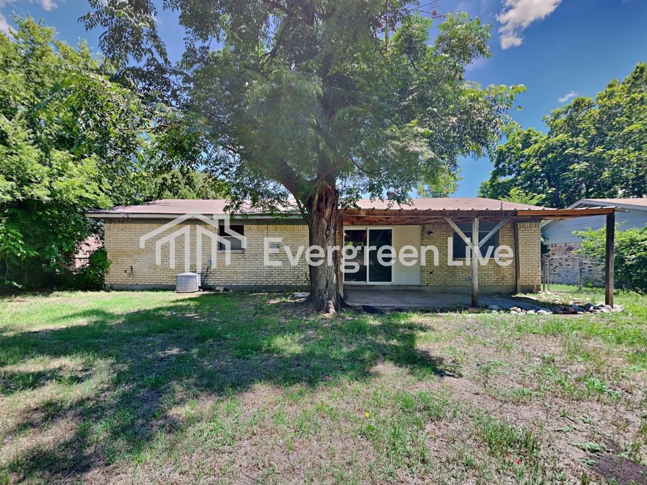 1202 Neptune Dr - Photo 2 of 19