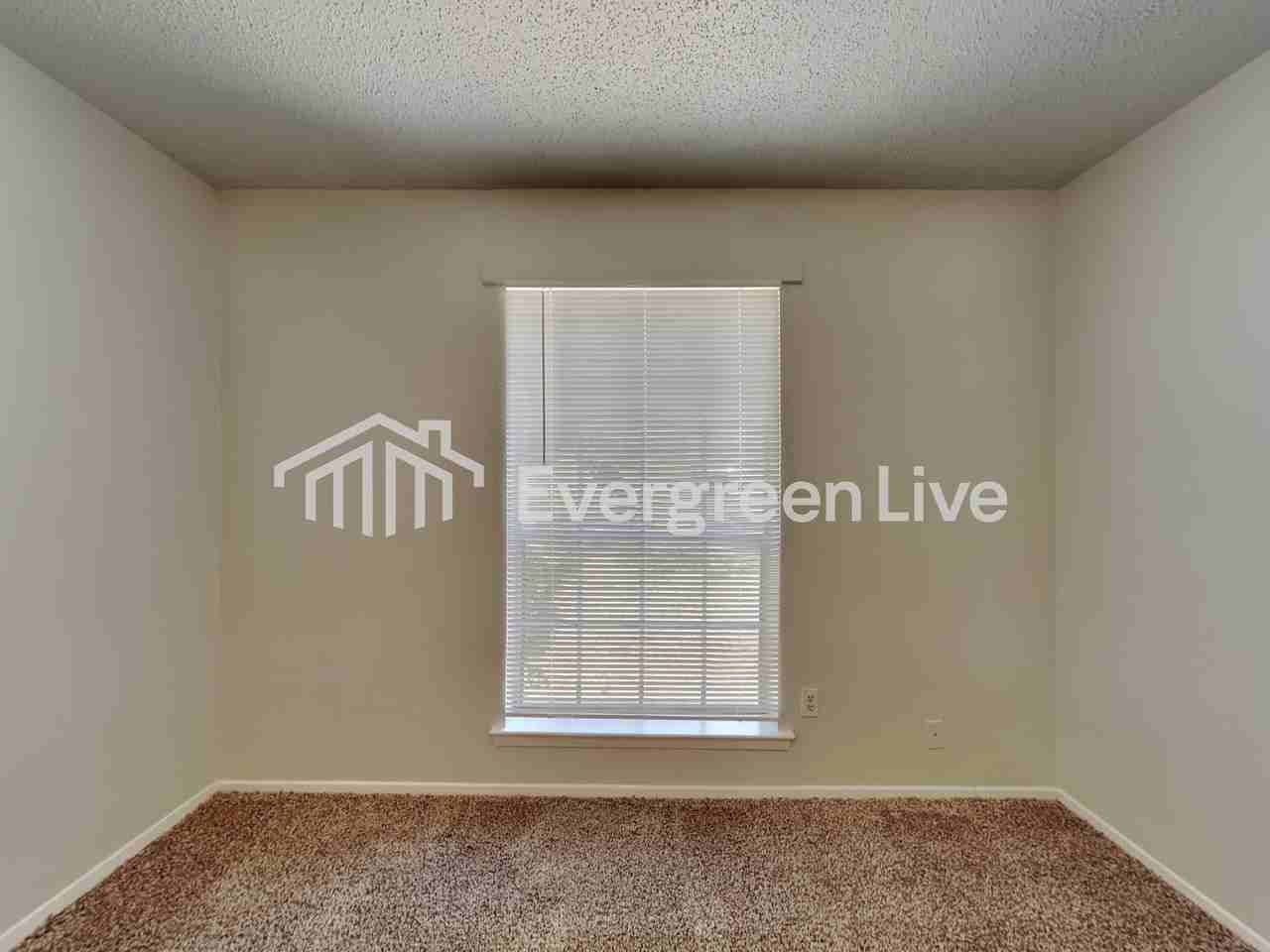 1202 Neptune Dr - Photo 7 of 19