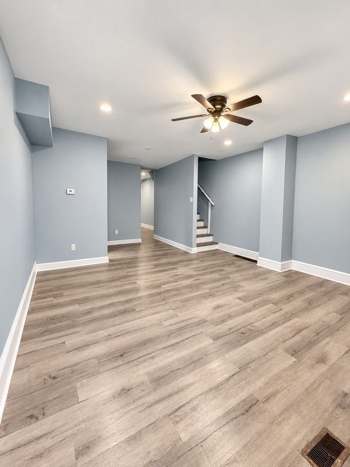 2013 S 60th St - Photo 5 of 33