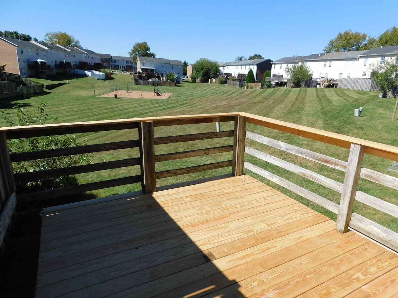 212 Hunter Run Rd - Photo 7 of 24