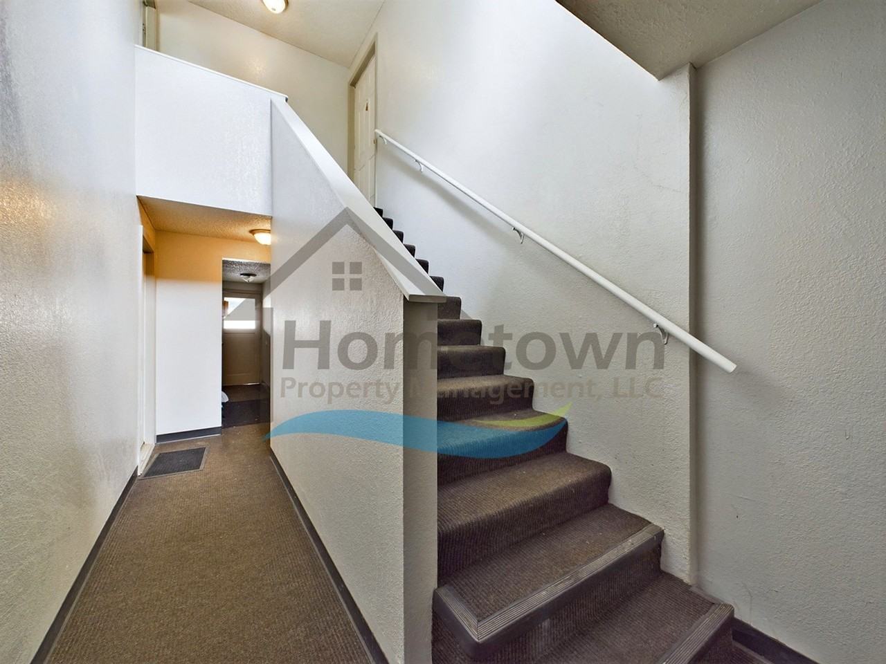 2414 N A St - Photo 5 of 32