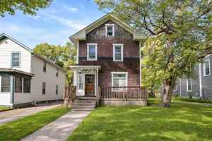 featured image of 1309 7th St Se