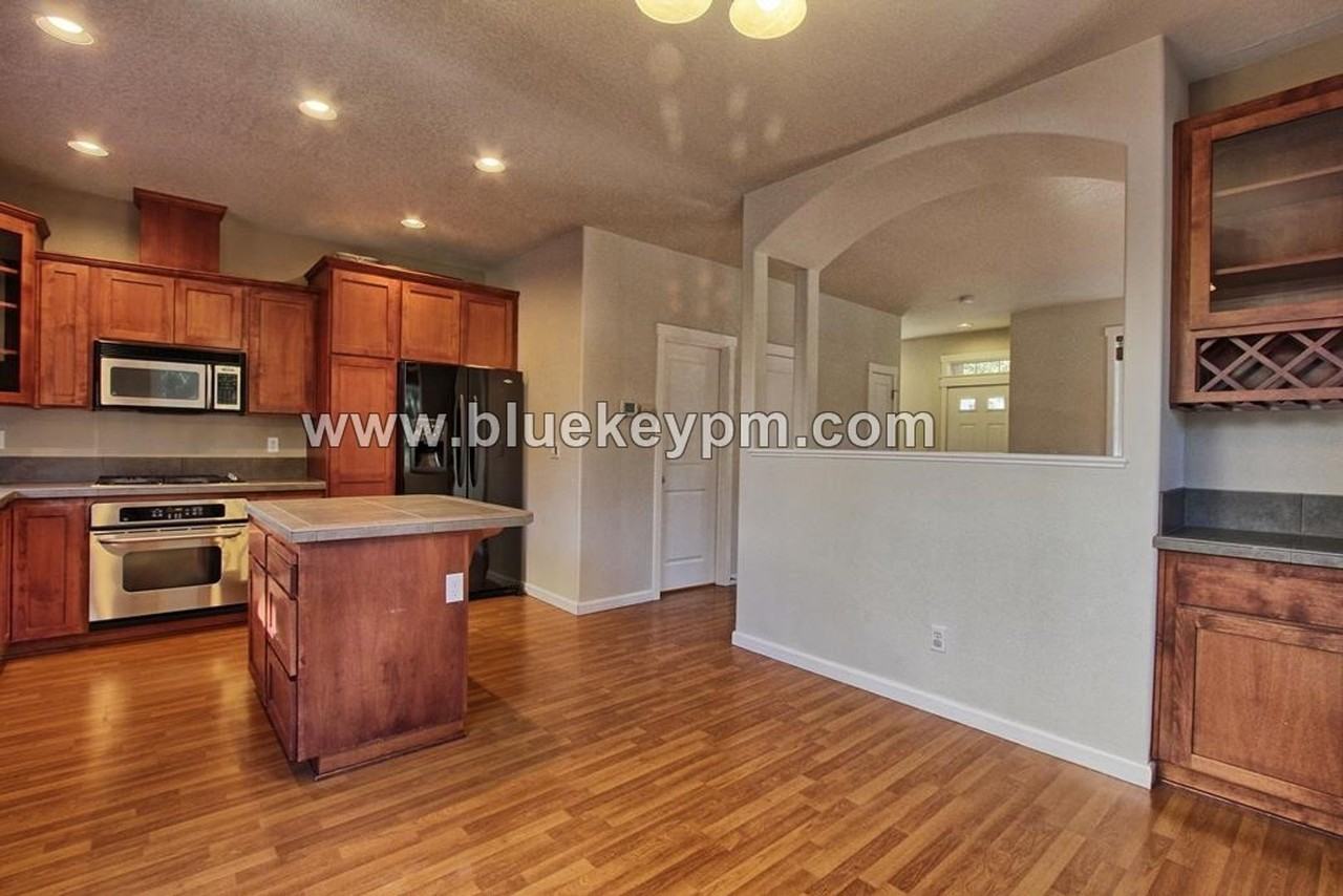 16220 Sw Gage Ln - Photo 7 of 15