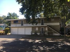 featured image of 121 N Laurel St
