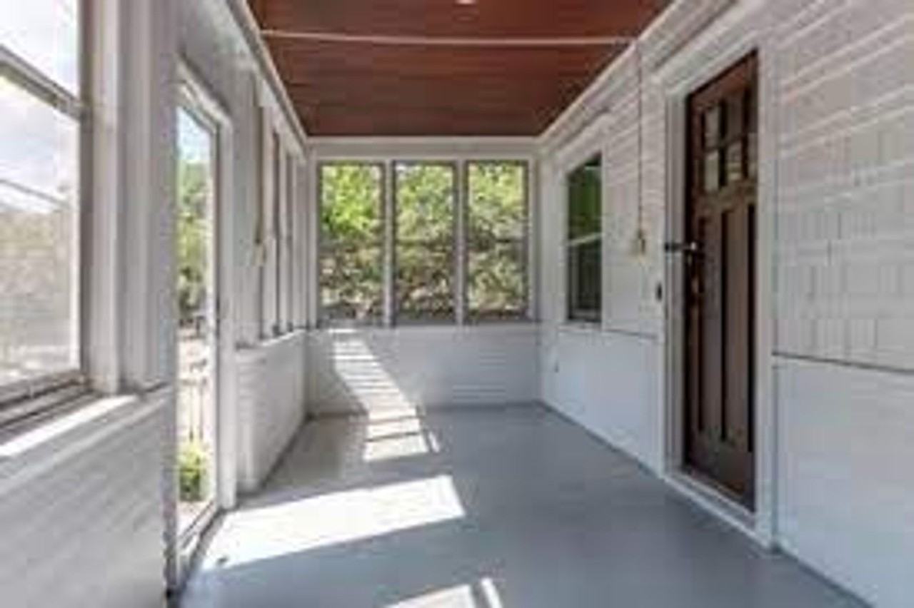 1747 Englewood Ave - Photo 4 of 5