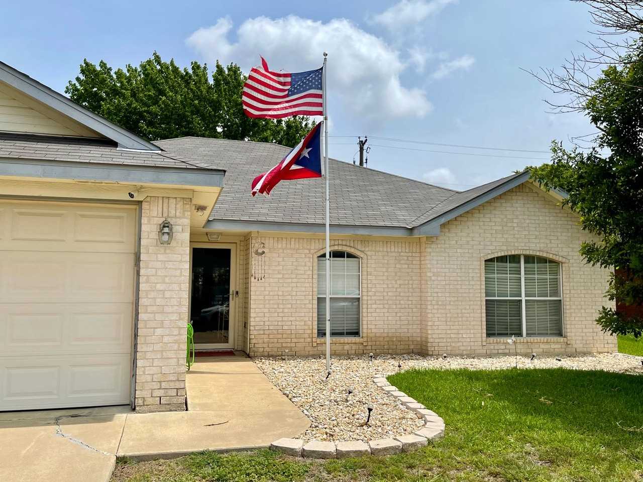 3107 Woodrow Dr - Photo 2 of 21