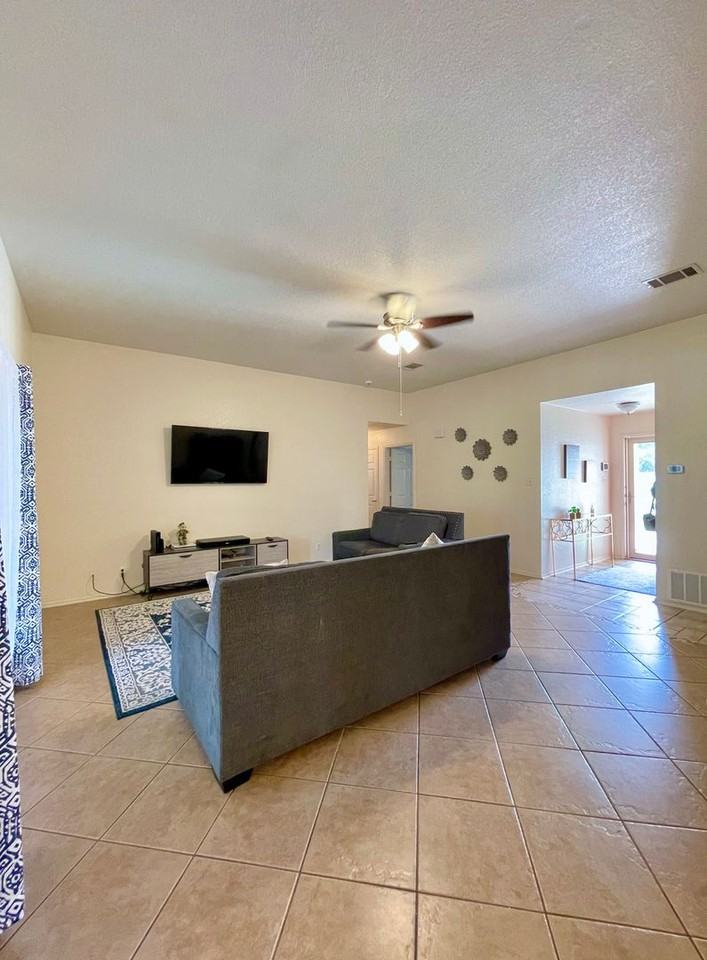 3107 Woodrow Dr - Photo 4 of 21