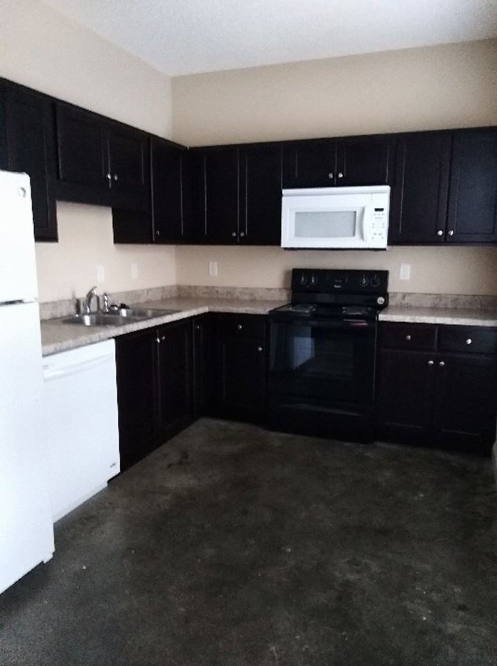 408 Shady Park Cv - Photo 3 of 9