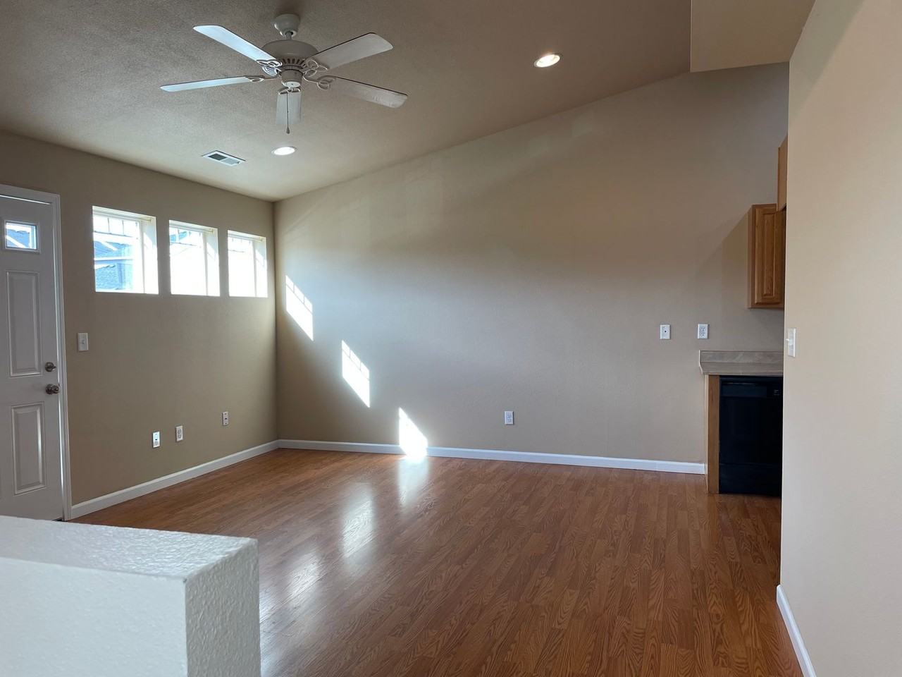 3447 Sharon Way - Photo 3 of 17