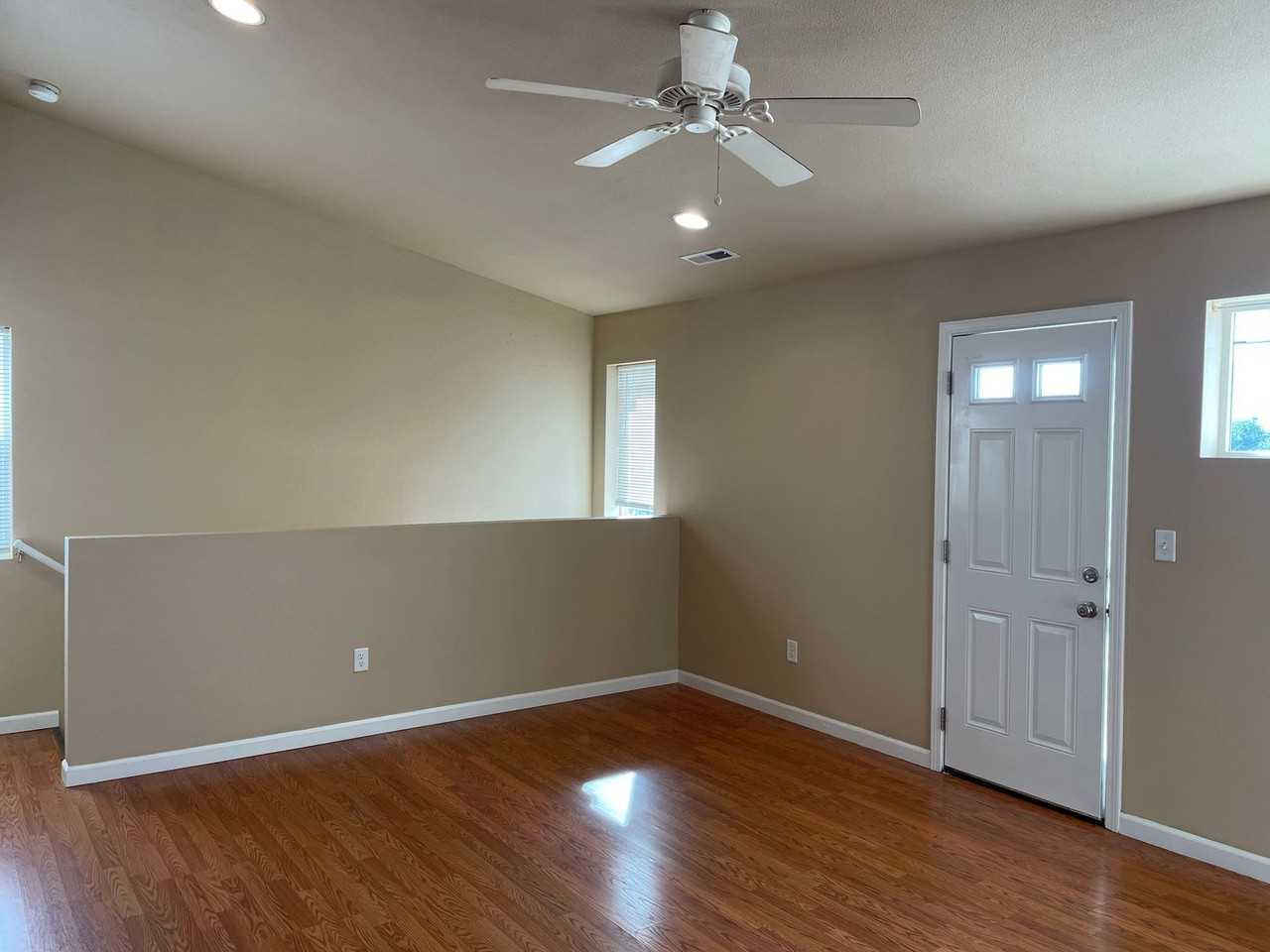 3447 Sharon Way - Photo 4 of 17